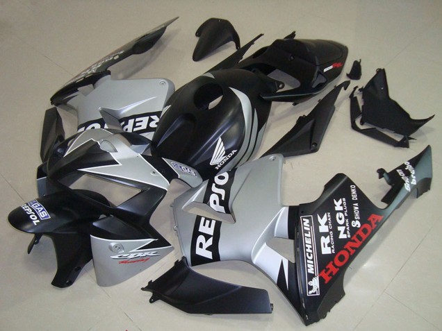 2005-2006 Matte Black Silver Repsol Honda CBR600RR Motorcycle Fairings UK Stores