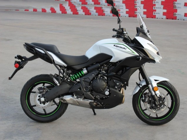 2015-2021 White Kawasaki Versys 650 Motorcycle Fairings UK Stores