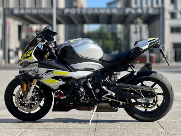 2023-2024 Silver Yellow Carbon Fiber BMW S1000RR Motorcycle Fairings UK Stores