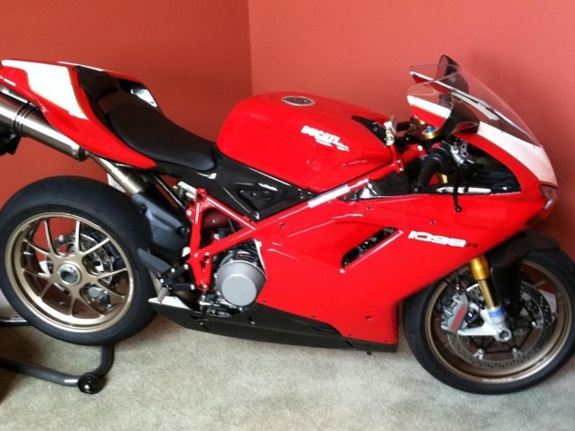 2007-2014 White Red Glossy Black Ducati 1098 Motorcycle Fairings UK Stores