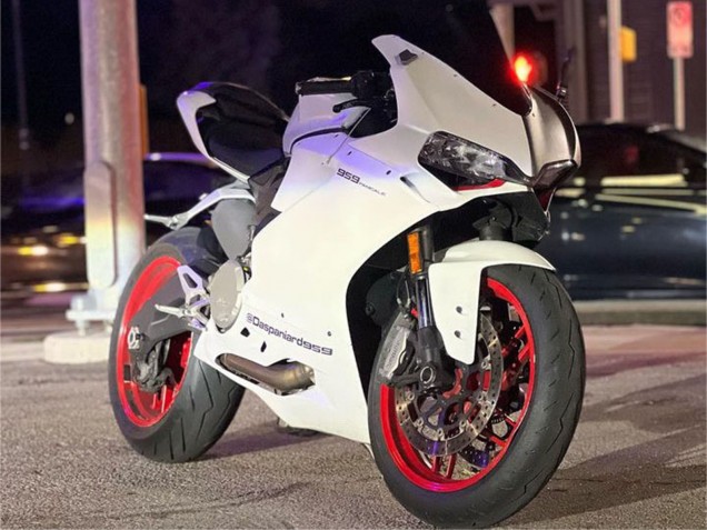2015-2020 White Purple Ducati 959/1299 Motorcycle Fairings UK Stores