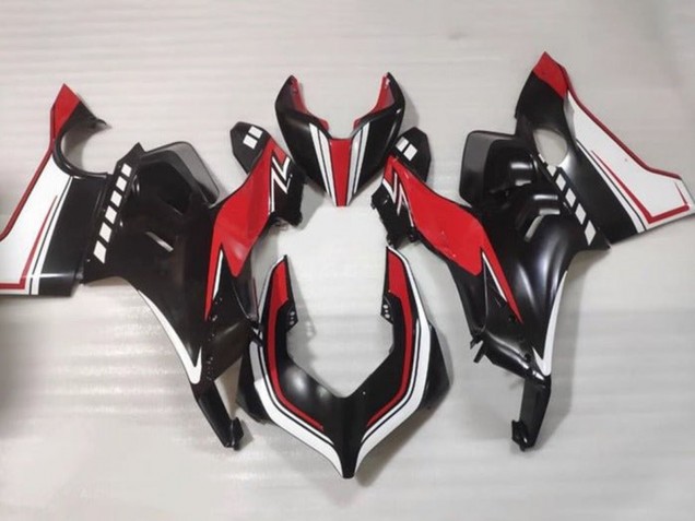 2020-2021 White Red Glossy Black Ducati Panigale V4 V4S Motorcycle Fairings UK Stores
