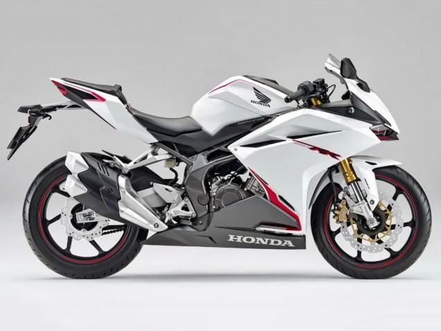 2017-2022 White Red Honda CBR250RR Motorcycle Fairing UK Stores