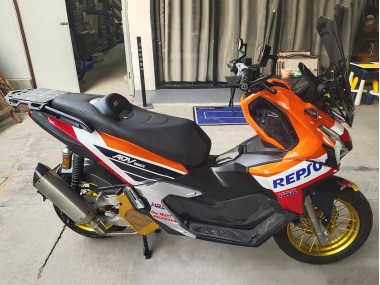 2022-2024 Orange White Red Blue Repsol Red Bull Honda ADV160 Motorcycle Fairings UK Stores