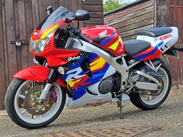 1996-1997 White Red Blue Yellow Honda CBR900RR 893 Motorcycle Fairings UK Stores