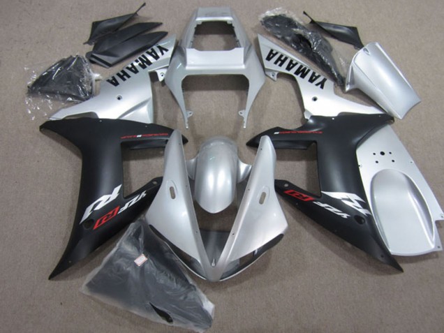 2004-2006 Silver Matte Black Yamaha YZF R1 Motorcycle Fairings UK Stores