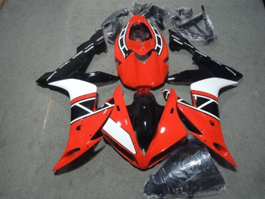 2004-2006 White Red Black Yamaha YZF R1 Motorcycle Fairings UK Stores