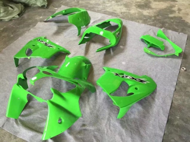 2002-2003 Green Kawasaki ZX9R Motorcycle Fairing UK Stores 2002-2003 Green Kawasaki ZX9R Motorcycle Fairing UK Stores