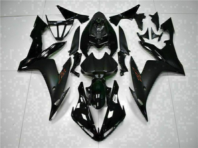 2004-2006 Black Yamaha YZF R1 Motorbike Fairings UK Stores 2004-2006 Black Yamaha YZF R1 Motorbike Fairings UK Stores
