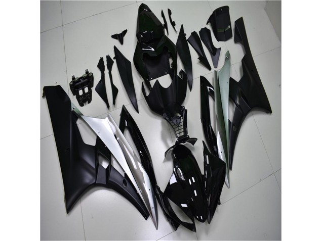 2006-2007 Silver Black Yamaha YZF R6 Bike Fairing UK Stores 2006-2007 Silver Black Yamaha YZF R6 Bike Fairing UK Stores